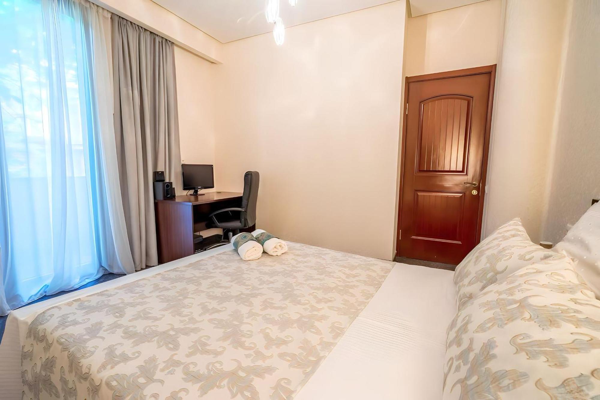 Apartamento Cabernet Corner Tiflis Exterior foto