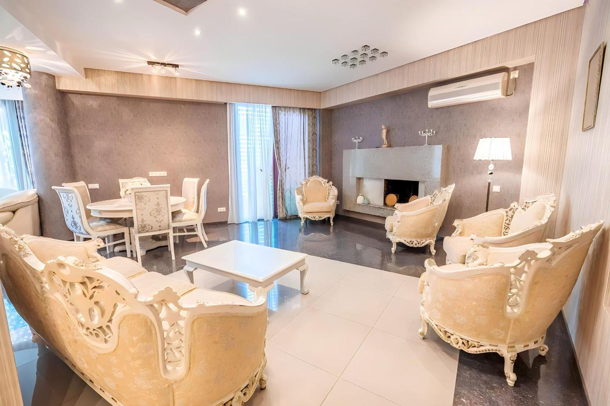 Apartamento Cabernet Corner Tiflis Exterior foto