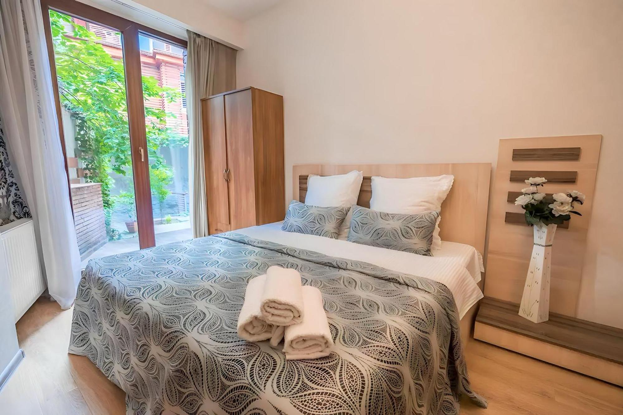 Apartamento Cabernet Corner Tiflis Exterior foto