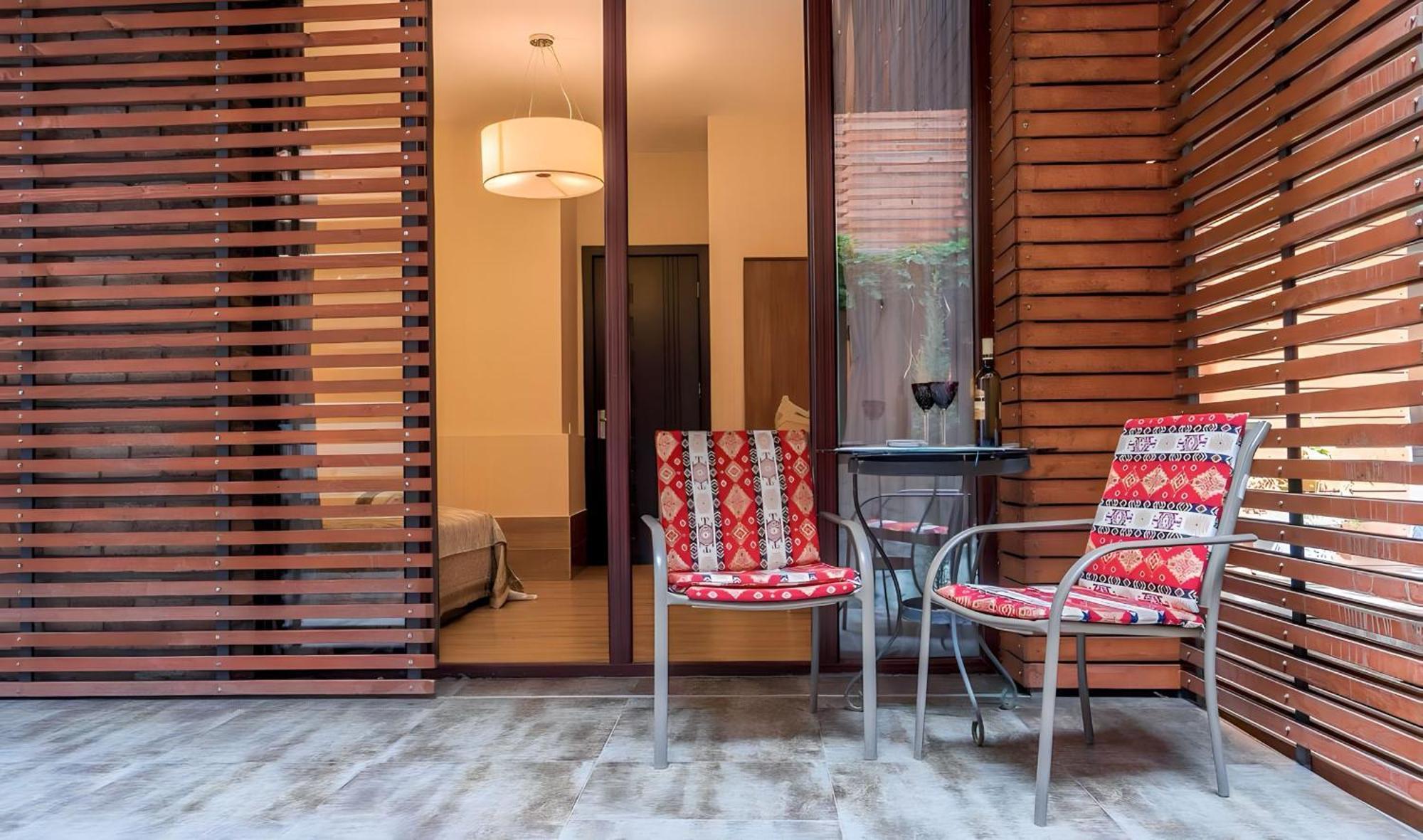 Apartamento Cabernet Corner Tiflis Exterior foto
